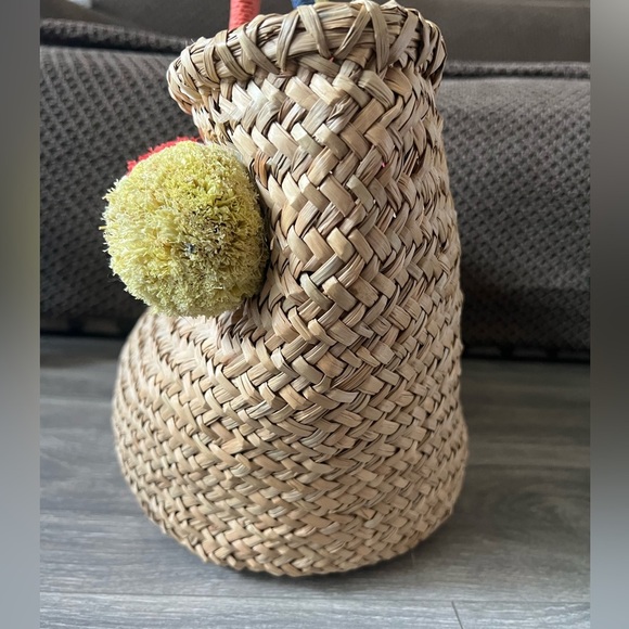 INC x Popsicle Brand Collaboration Colorful Pom-Pom Straw Tote Beach Bag. NWOT! - Picture 2 of 13